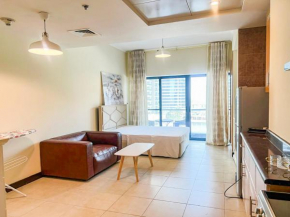 Sleek & Cozy Studio at Gold Crest Tower in JLT